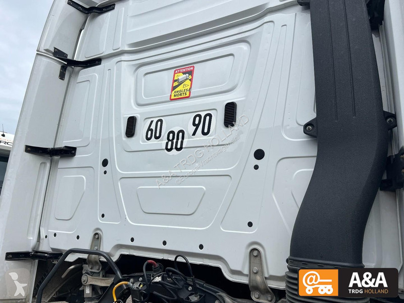 Tracteur Mercedes ACTROS 1845