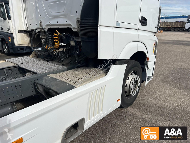 جرار Mercedes ACTROS 1845
