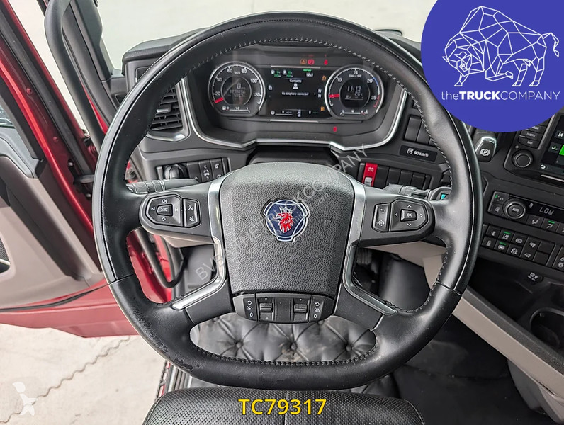 جرار Scania 500