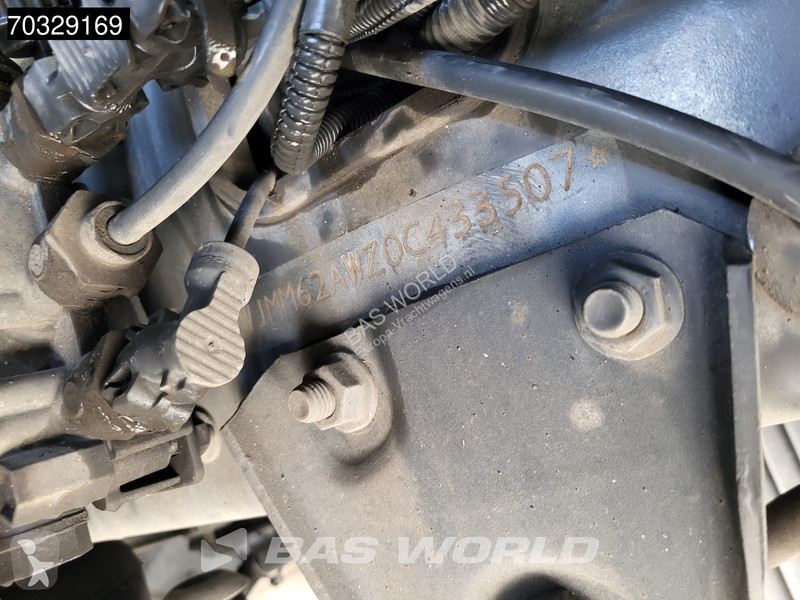 جرار Iveco S-Way 570 4X2 Pegasus Edition!...