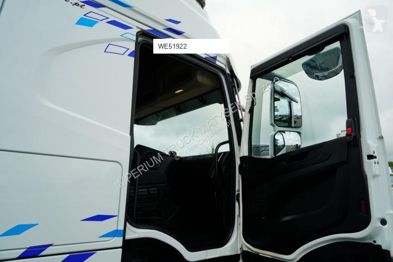 Влекач Iveco S 530