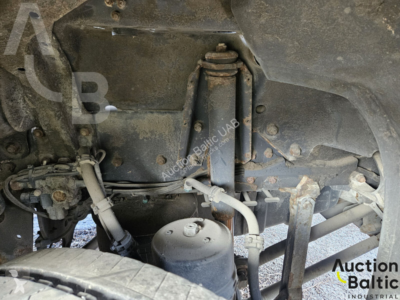 جرار Scania 480