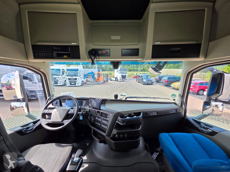 جرار Volvo 460 | Retarder | Alu-Felgen |...