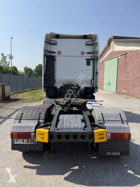 Cabeza tractora Iveco
