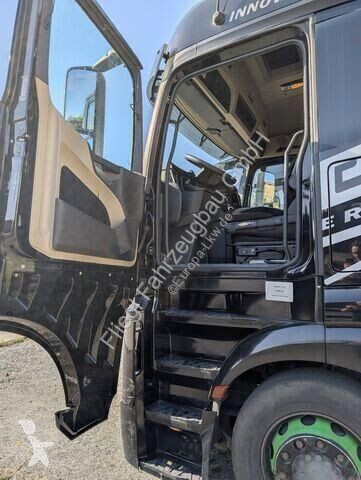 Cabeza tractora Mercedes 1851 LSnRL