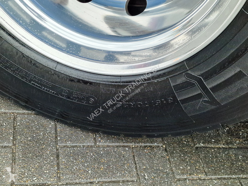 Cabeza tractora Volvo 13500 XL Aero - I...