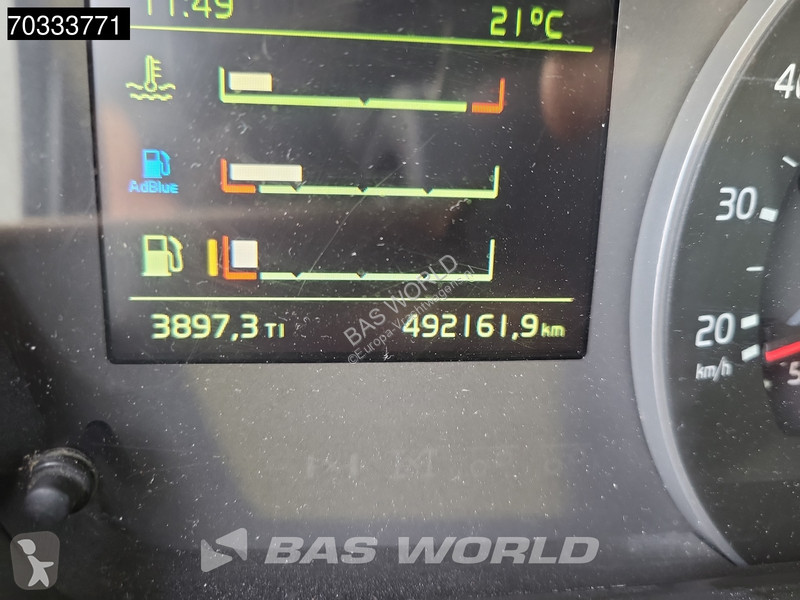 Tahač Volvo 500  4X2 Hydraulic Navi