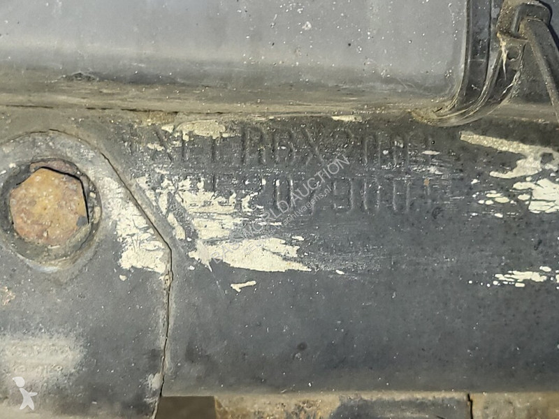 Nyergesvontató Scania 500