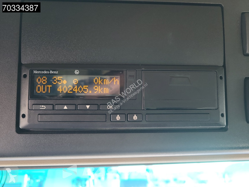 Nyergesvontató Mercedes 1845 4X2 StreamSpace...