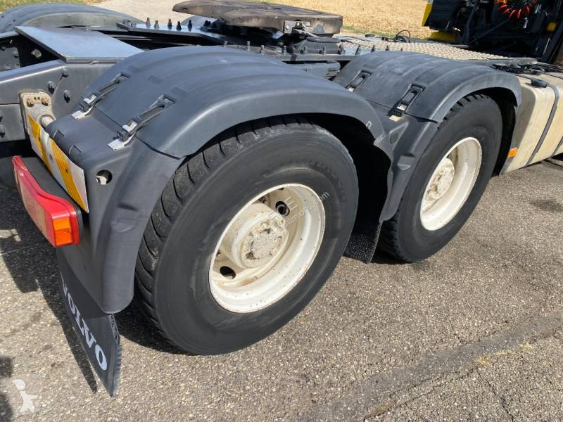 Cap tractor Volvo 580