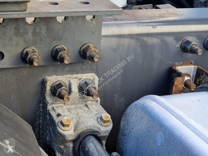 Cap tractor Volvo 13500 Globetrotter XL 6x2 -...