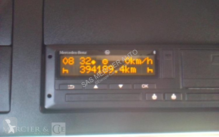 Traktor Mercedes