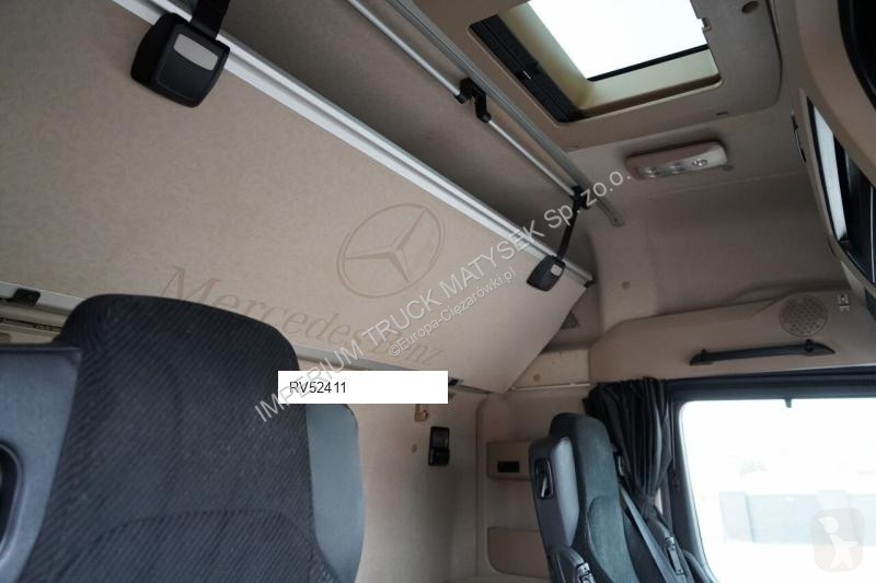 Тягач Mercedes ACTROS 1845