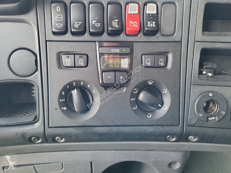 Traktor Scania 480