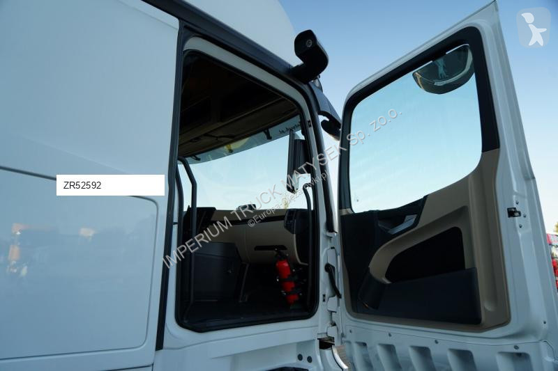 Влекач Mercedes ACTROS 18 48 / MP5 / GIGA SPACE...