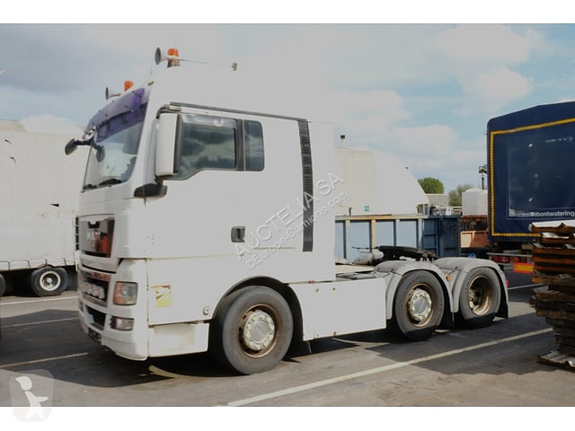 MAN TGX26.480 tractor unit