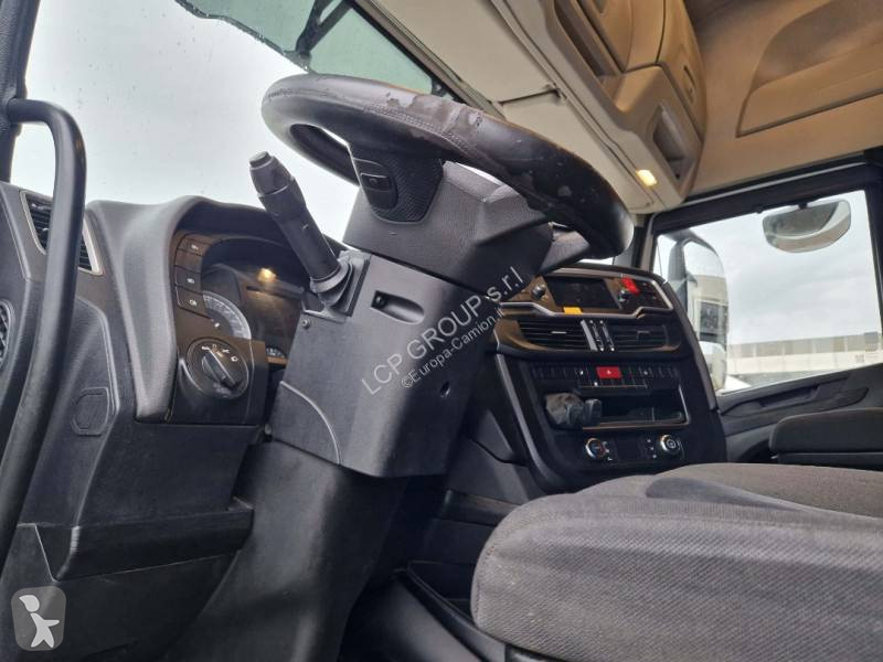 Iveco 530 tractor unit