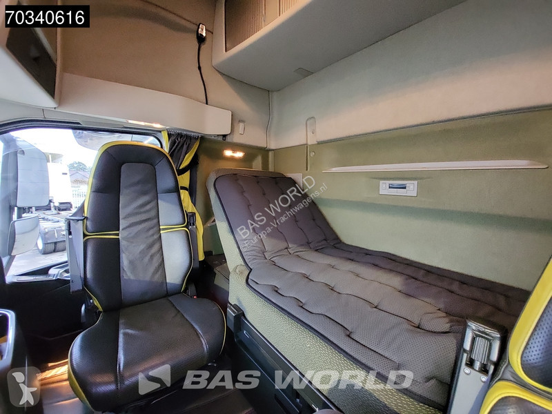 Nyergesvontató Volvo 650 6X2 XL Full-Air...