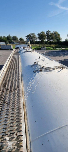 Conjunto rodoviário  Zestaw Mercedes Benz...