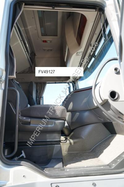 جرار DAF XF 510