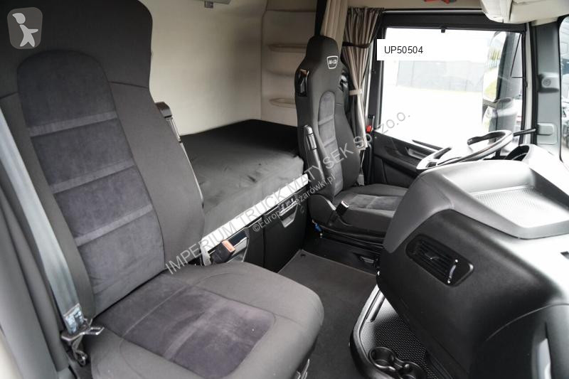 Влекач Iveco / 510