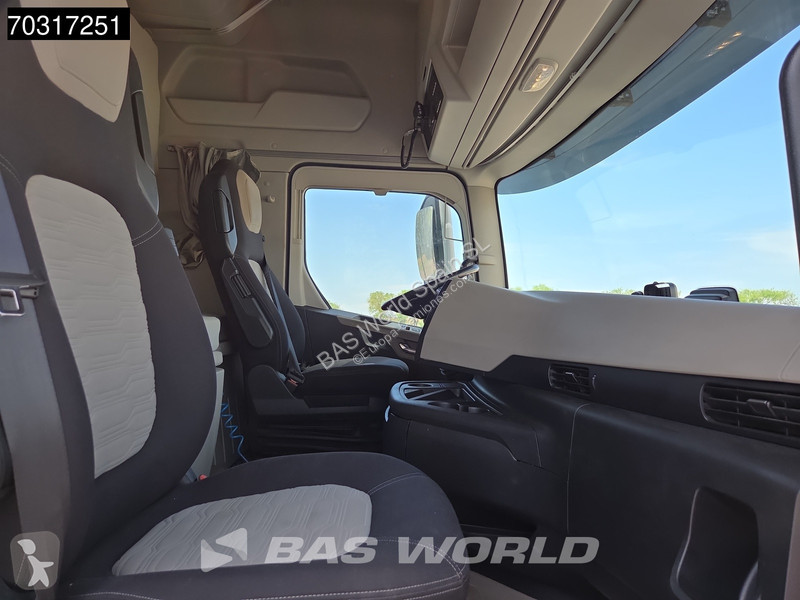 جرار Ford F-Max 500 4X2 Hydraulic Standklima...