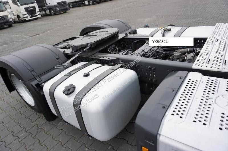 Тягач DAF ACTROS / 1851 / E 6 / MP 5 / ACC /...