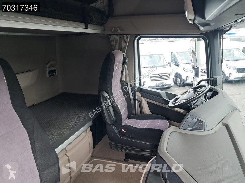 Cabeza tractora DAF XG  4X2 2xTanks Standklima ACC