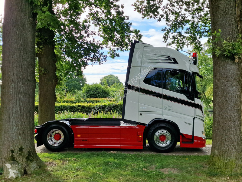 جرار Volvo Aero Globetrotter XL 4x2 - New -...