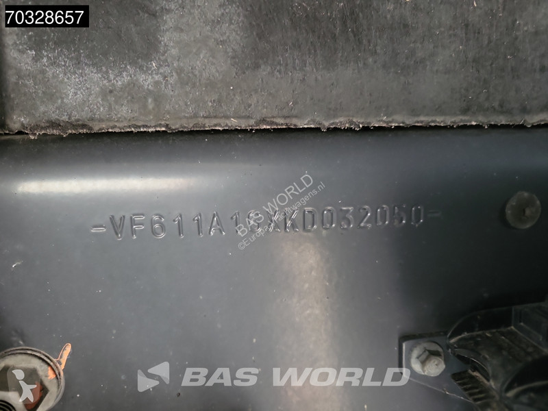جرار Renault T 460 6X2 SleeperCab Liftachse...