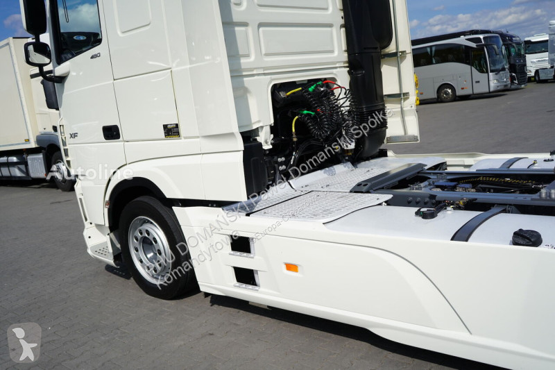 Влекач DAF XLRTEH4300G380840