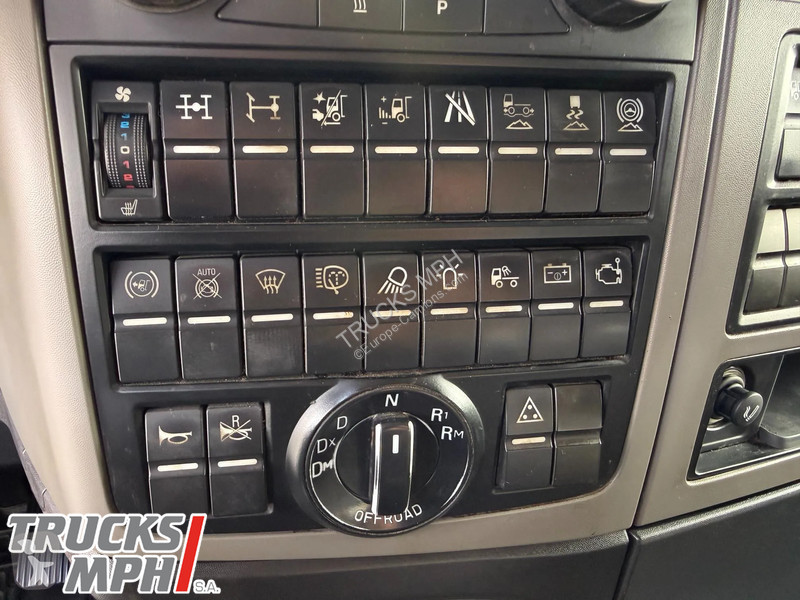 جرار MAN 26.640 BLS *D38*640 cv* 6X4*Etat...
