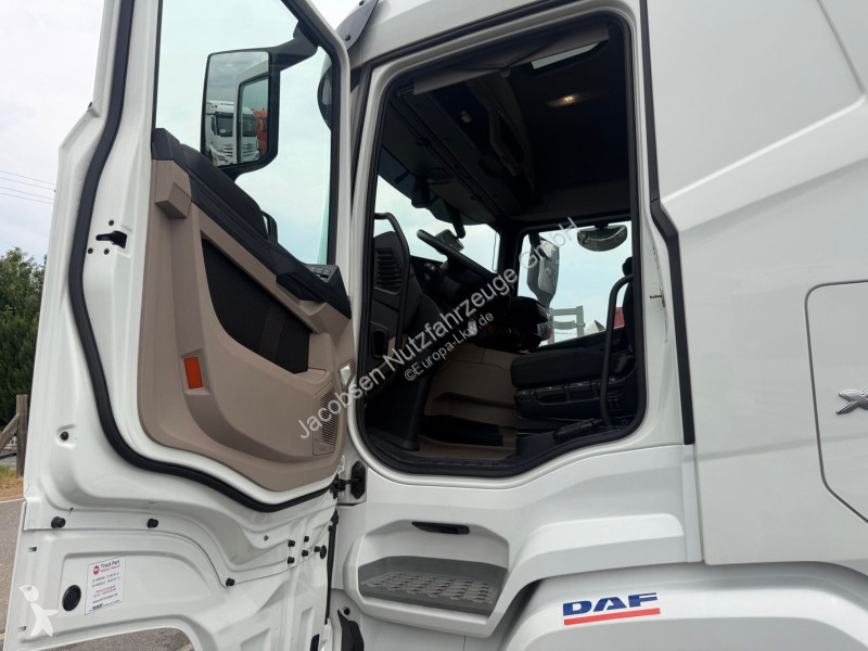جرار DAF 530 FT Lowdeck/Mega Intarder