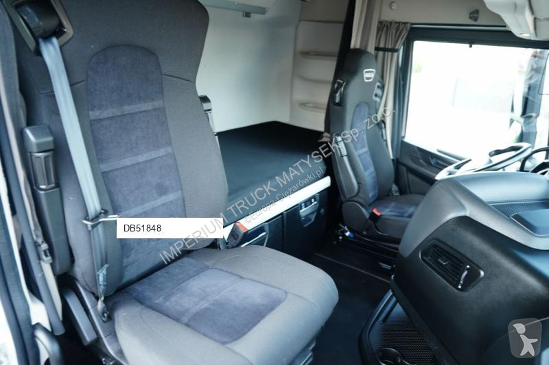 Влекач Iveco / 510