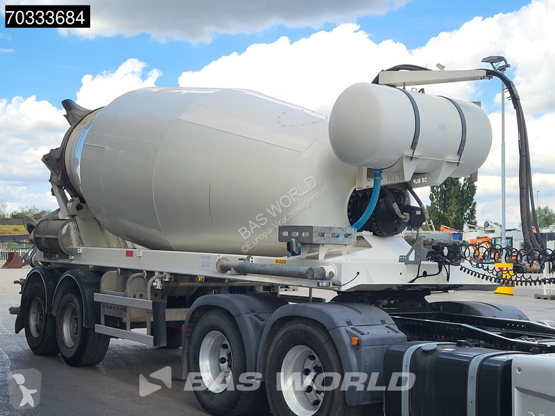 جرار MAN 33.500 6X4 M Hydraulik Concrete