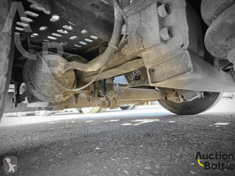 Ťahač Renault D Wide