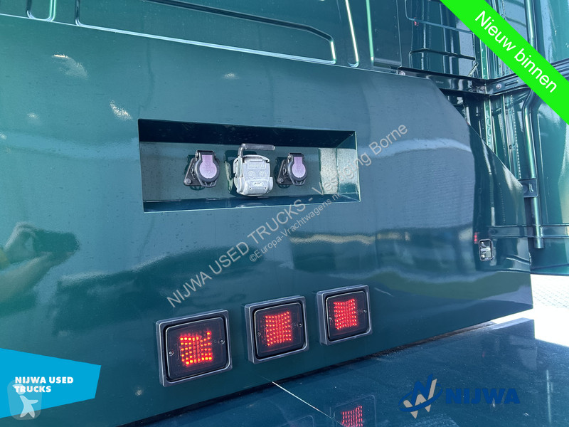 جرار Volvo 500 TC 4x2 Showtruck + I-Park