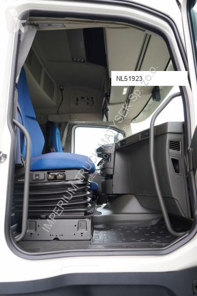 Влекач Volvo FH 500