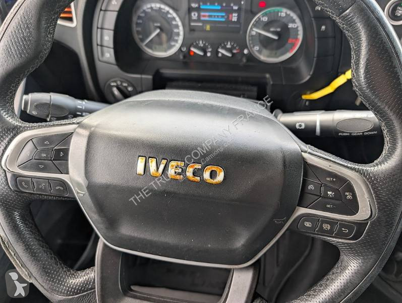 Cabeza tractora Iveco 460 GNL