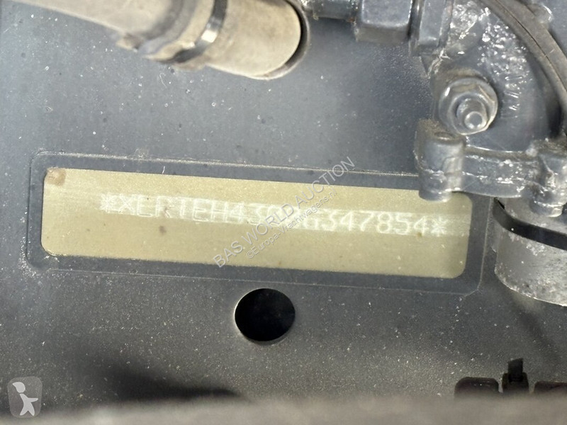 Nyergesvontató DAF 480