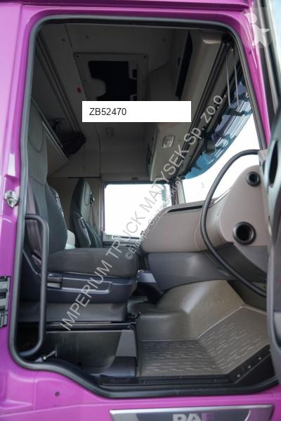 Тягач DAF XF 530