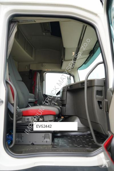 Тягач Volvo FH 500