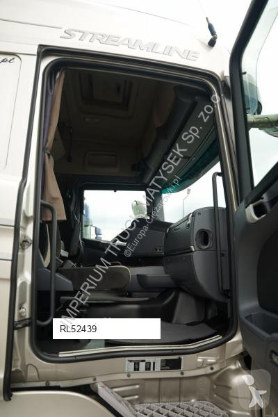 Тягач Scania R 410