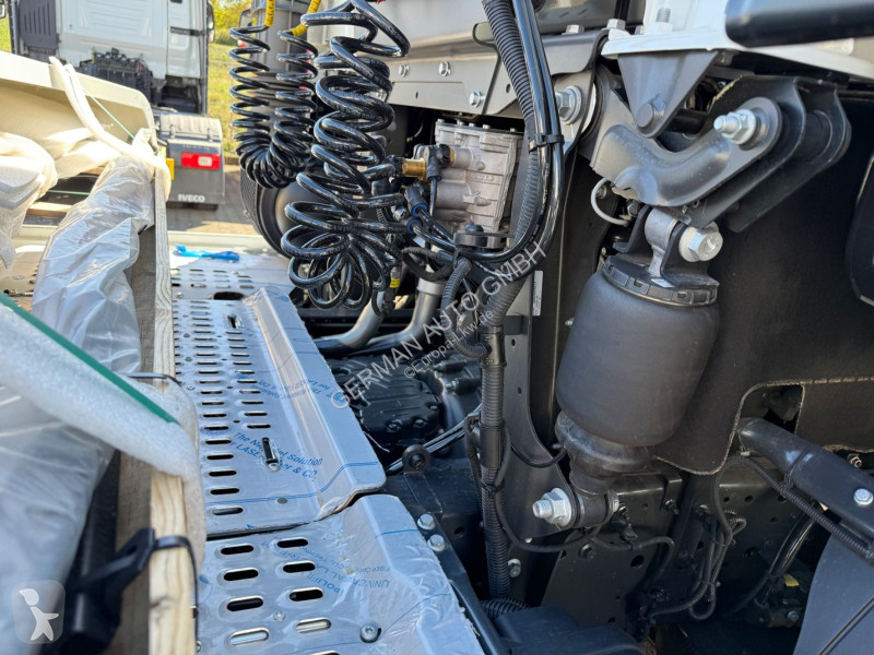 Traktor Iveco AS440S58 T/FP mit ADR Intarder