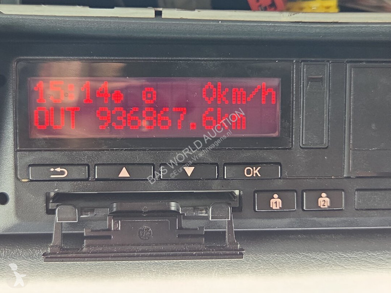 Traktor MAN 18.460