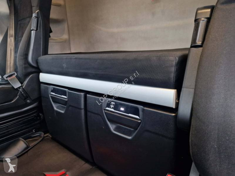Iveco 530 tractor unit