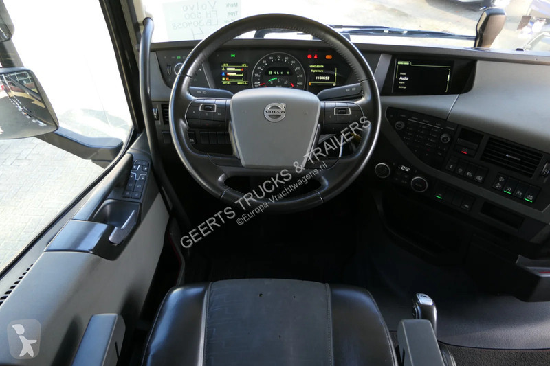 Traktor Volvo 500 | I-PARK-COOL | 2 Tanks |...