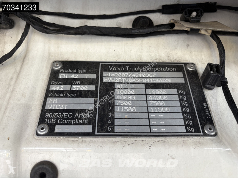 Traktor Volvo FH 460 4X2 XL Mega 2x Tanks...