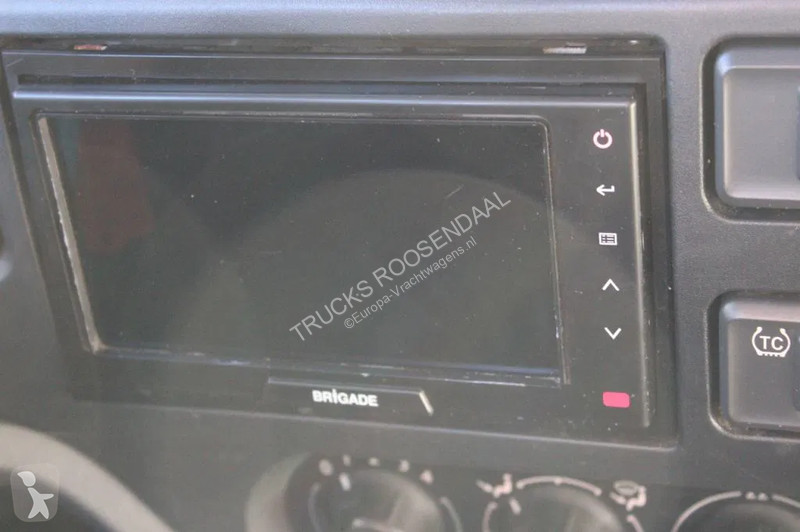 Tahač DAF 106440 + EURO 6 + SPOILER + TUV...