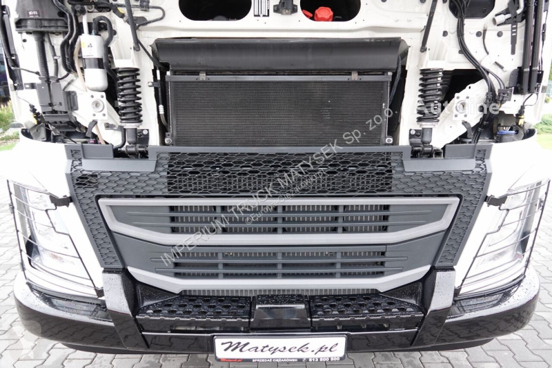 Tahač Volvo FH 500 / NISKA KABINA / HYDRAULIKA...